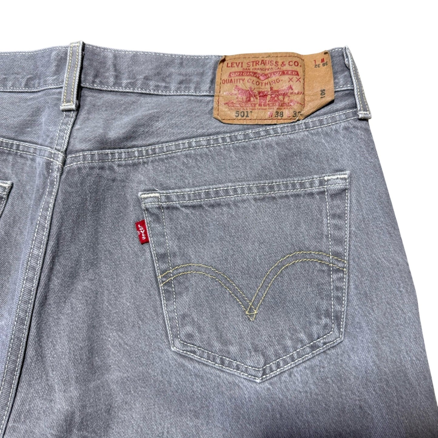 Vintage Levi's 501 Regular Fit Straight Leg Denim Jeans 36x28 Charcoal Grey Wash